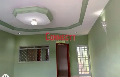 Casa com 3 quartos sendo 1 suite 2 vagas no planalto verde.
