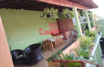 Casa de 3 quartos sendo 2 suites  varanda com churrasqueira e 2 vagas  no heitor rigon