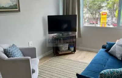 Apartamento recem reformado de 80m2 com 1 quarto, 1 banheiro na francisco glicério
