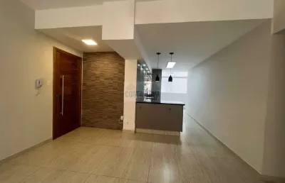 Apartamento com vista mar, reformado, 1 garagem, 3 quartos, pé na areia