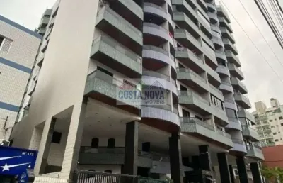 Apartamento a venda com 3 quartos sendo 1 suíte, 2 banheiros,  2 vagas, próximo ao mar