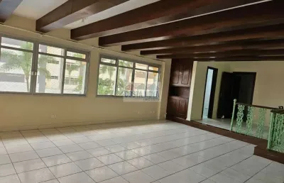 Apartamento a venda com 265m², 3 dormitórios  sendo 1 suíte, 4 banheiros, 2 vagas, bairro aparecida