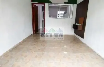 Sobrado geminado com 2 quartos e 2 banheiros na vila antártica em praia grande