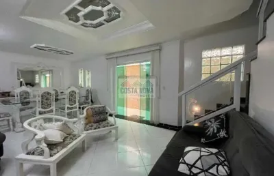 Casa com 3 quartos à venda na Rua Cunha Moreira, --, Encruzilhada, Santos