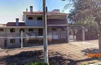 Belíssima casa com 5 dormitórios no bairro tristeza