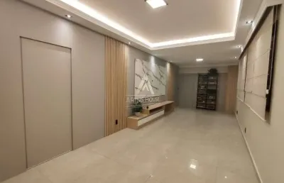 Cobertura penthouse a venda a 100  metros da praia da pompéia em santos