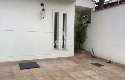 Casa sobreposta alta nova para venda ou aluguel com 380m² na aparecida em santos