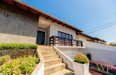 Casa com 4 quartos à venda na avenida antônio ramos alvim, 828, floresta, joinville por r$ 1.200.000
