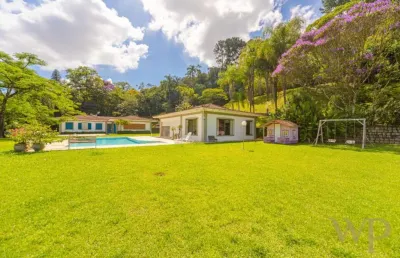 Casa com 3 quartos à venda na rua bela vista, 234, saguaçu, joinville por r$ 4.250.000