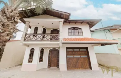 Casa com 4 quartos à venda na rua carlos ropelatto, 38, guanabara, joinville por r$ 850.000