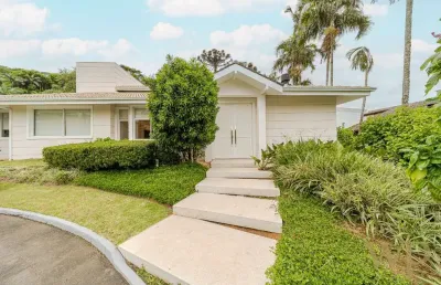 Casa com 4 quartos à venda na rua jaraguá, 125, américa, joinville por r$ 4.500.000