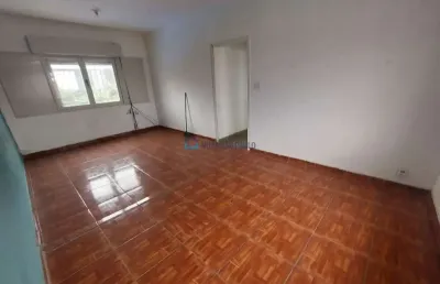 Casa ampla, 4 dormitórios, 2 sacadas - comercial ou residencial!