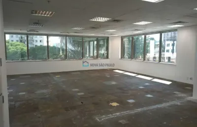 Sala comercial com 4 salas para alugar na Avenida Doutor Cardoso de Melo, --, Vila Olímpia, São Paulo