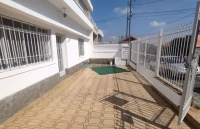Casa comercial com 1 sala para alugar na Rua das Camélias, --, Mirandópolis, São Paulo