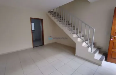 Casa com 2 quartos para alugar na Rua Território do Iguaçu, --, Vila Guarani, São Paulo