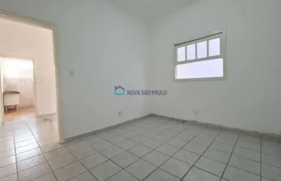 Casa térrea de 40 m² na saúde a 200 metros do metrô praça da arvore