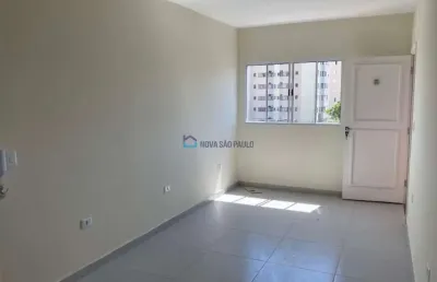 Apartamento residencial na vila são paulo: modernidade e tranquilidade em um ambiente organizado