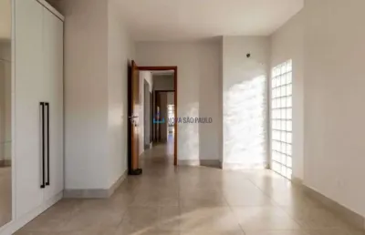 Casa com 4 quartos para alugar na Rua Acruás, --, Campo Belo, São Paulo