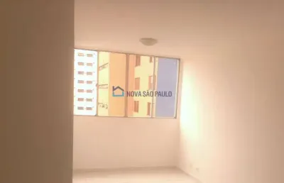 Apartamento para alugar com 77m², 2 quartos e 1 vaga