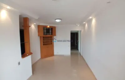 Apartamento, próximo ao metrô saúde, com 2 vagas, pronto para morar!