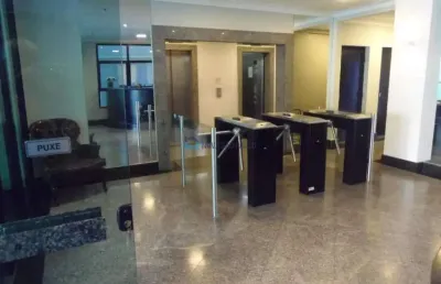 Sala comercial com 3 salas para alugar na Alameda Vicente Pinzon, --, Vila Olímpia, São Paulo