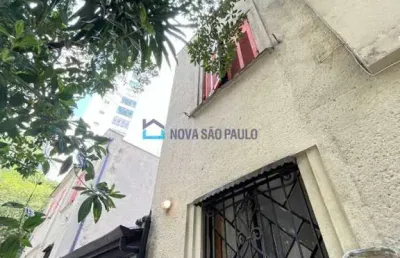 Casa comercial disponível para locação na higienópolis