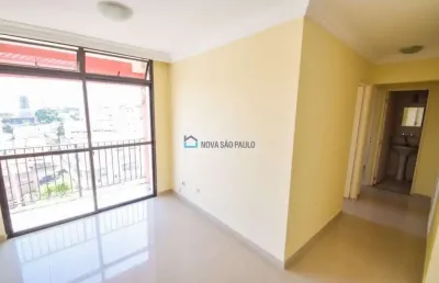 500 metros do metrô saúde, com 02 dorm, sacada, 50 m² e 01 vaga