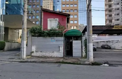 Casa comercial para locação! a 5 minutos do metrô faria lima!
