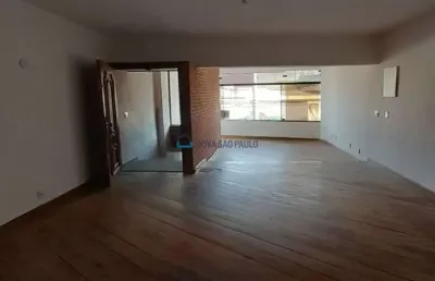 Casa para locação no ipiranga- 02 quartos 02 vagas e edícula