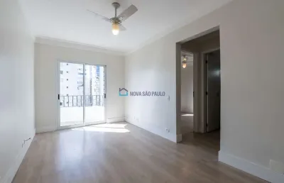 Apartamento reformado, com vista, 1 quadra da av. paulista (metrô trianon)