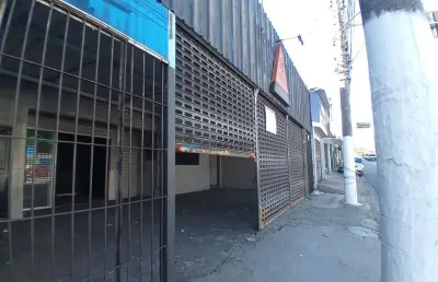 Casa comercial com 2 salas para alugar na Avenida Washington Luís, --, Santo Amaro, São Paulo
