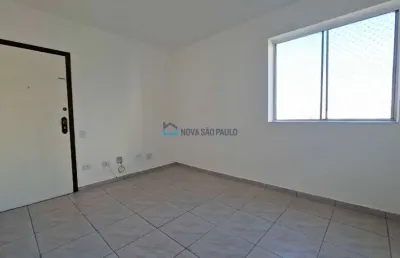 Apartamento para locação na vila das mercês - 2 quartos e 01 vaga!