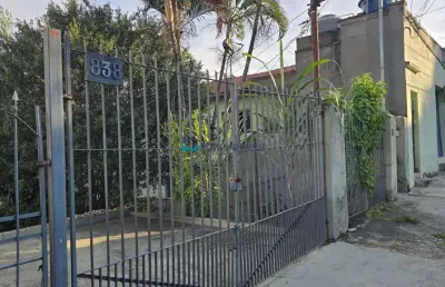 Casa com 2 quartos para alugar na Rua Ibituruna, --, Saúde, São Paulo