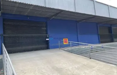 Barracão / Galpão / Depósito com 9 salas para alugar na Avenida Engenheiro Roberto Zuccolo, --, Jardim Humaitá, São Paulo