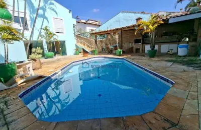 Casa com 3 quartos para alugar na Rua Emílio Lang Júnior, --, Jardim da Saude, São Paulo