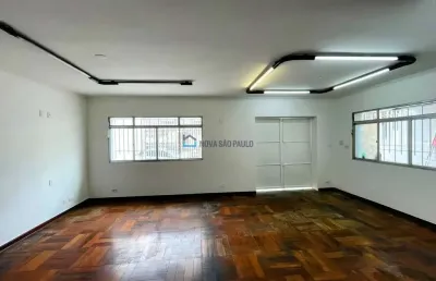 Casa comercial com 3 salas para alugar na Rua Onze de Fevereiro, --, Jabaquara, São Paulo