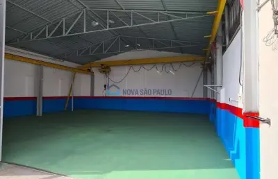 Barracão / Galpão / Depósito com 3 salas para alugar na Rua Agostinho Gomes, --, Ipiranga, São Paulo