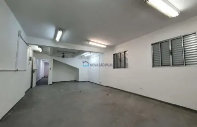 Imóvel comercial ao lado do metrô jabaquara e colégio montessouri santa teresinha!