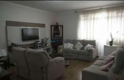 Apartamento à venda no jabaquara com 3 quartos  sem vaga de garagem.