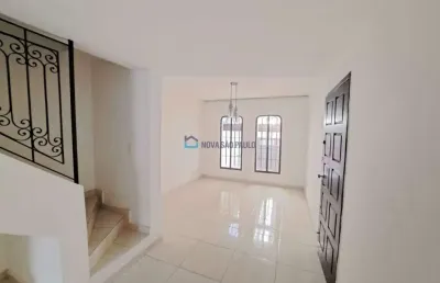 Casa com 2 quartos à venda na Avenida Benigno Carrera, --, Vila Campestre, São Paulo