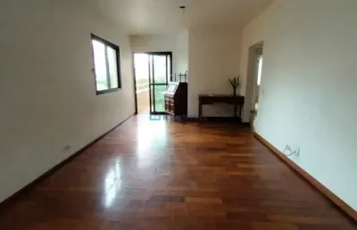 Apartamento . 03 dormitórios (01 suíte) . 03 banheiros . 02 vagas . 101 m²