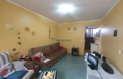 Casa com 3 quartos à venda na Rua Guapiaçu, --, Mirandópolis, São Paulo