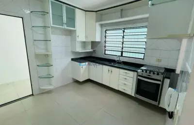 Casa com 3 quartos à venda na Rua Sava, --, Vila Moinho Velho, São Paulo