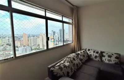 Apartamento em andar alto, ao lado do metrô praça da árvore.