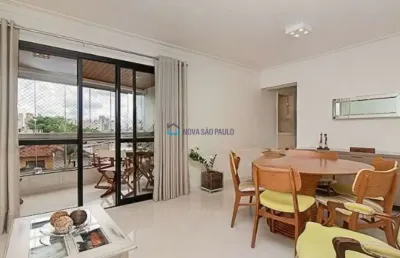Apartamento com sacada 3 quartos, 2 vagas à venda  em moema.