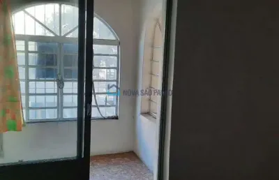 Casa com 3 dormitórios, sala ampla,   proximo metro conceicao !