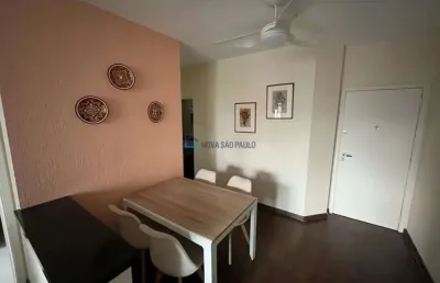 Apartamento 2 dormitórios (suíte)  55m2,1 vaga ,moema !