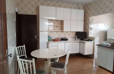 Sobrado à venda no parque jabaquara com 226m², 3 dormitóris, 1 suite e 2 vagas. prox metrô conceição
