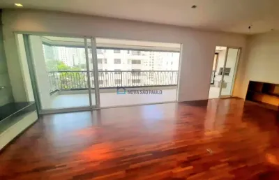 Apartamento 03 suítes e varanda gourmet no itaim bibi.