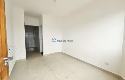 Casa recém construída em condomínio com 2 suítes no ipiranga/sacomã